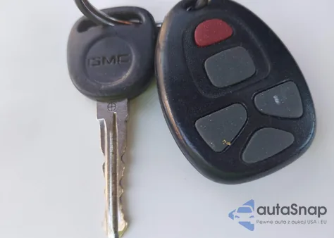 2013 GMC Yukon Slt z USA, uszkodzony, nr VIN 1GKS2CE00DR102773